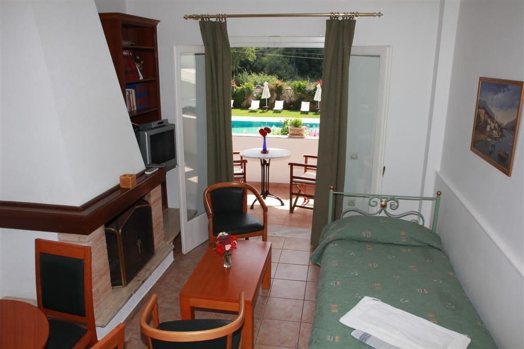 Paradise Inn Liapades Corfu Exterior foto